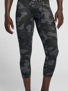 Men's Nike Pro Black & Gray Camo Compression Capris